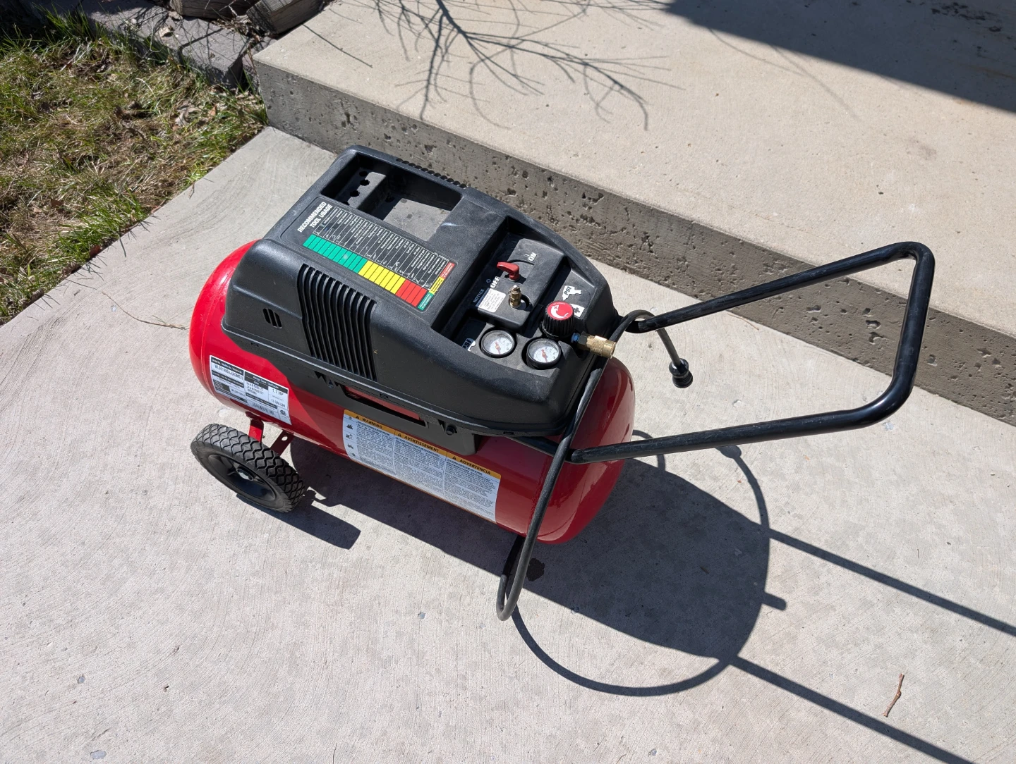 Husky 13 Gallon Air Compressor - photo 2