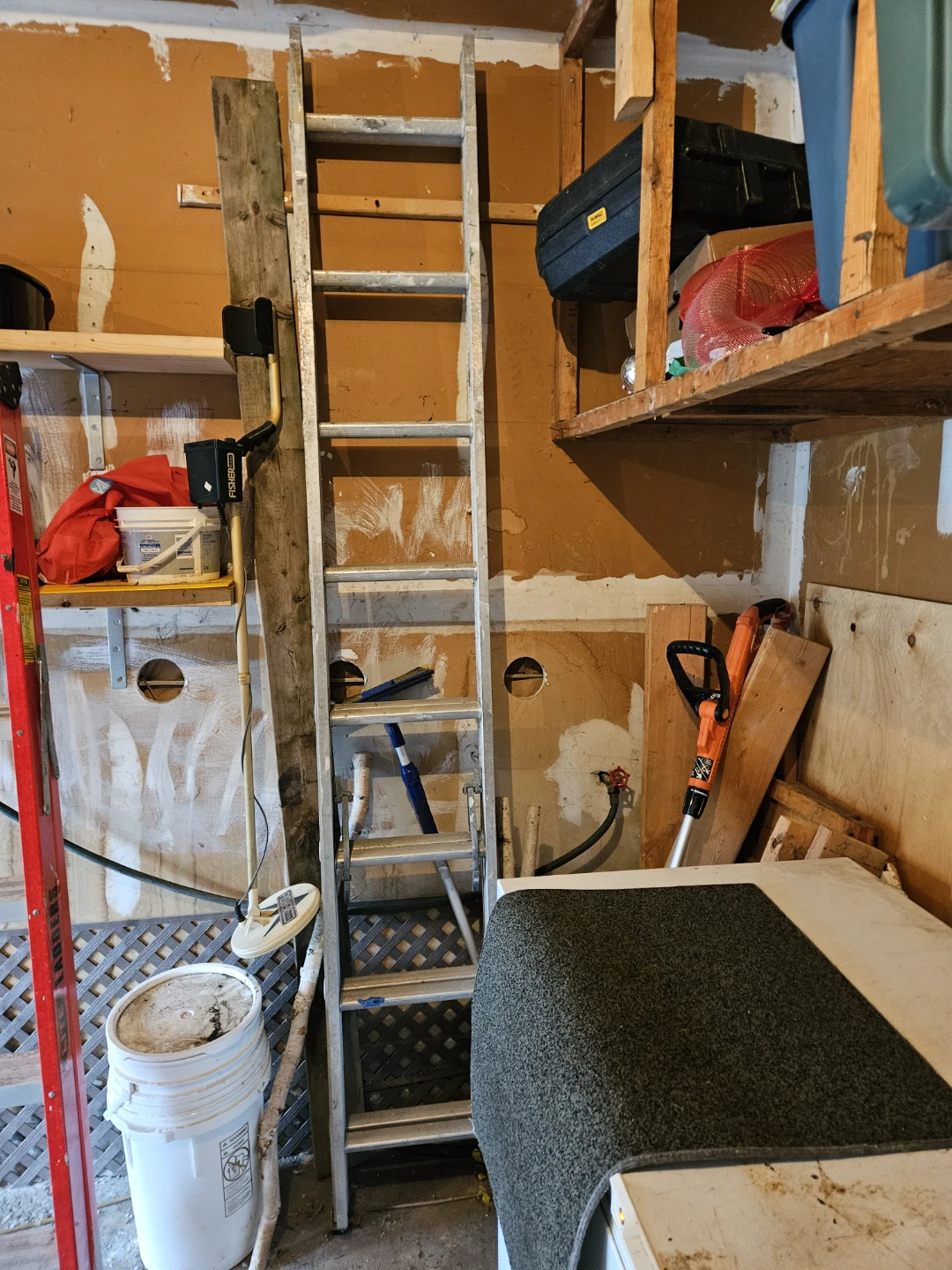 16 foot Aluminum Extension Ladder