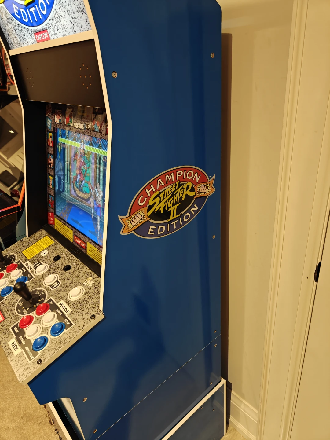Capcom Champion Street Fighter II Edition Arcade Cabinet - photo 3