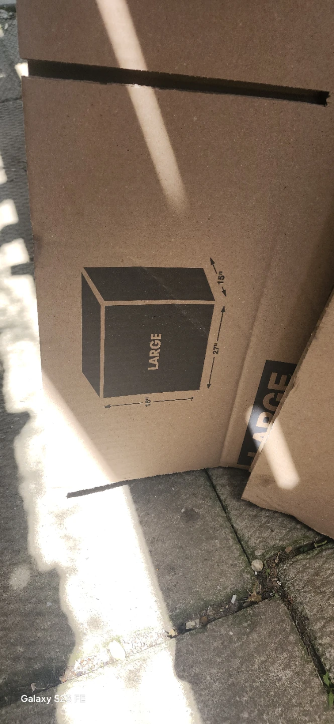 Home Depot Moving Boxes -2 Medium and 3 Large - photo 2