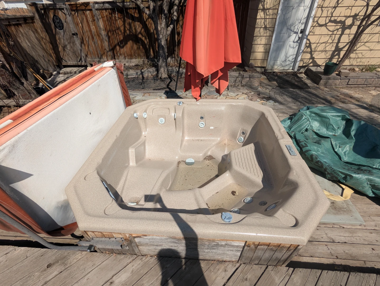 Hot Tub - Beige - photo 3