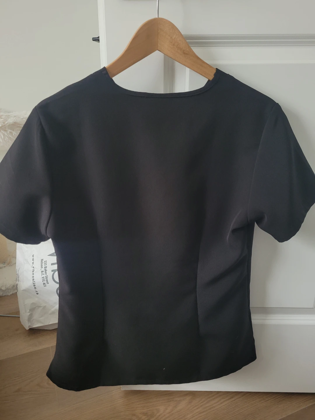 LUUNA Black Scrub Top - Size S - photo 3