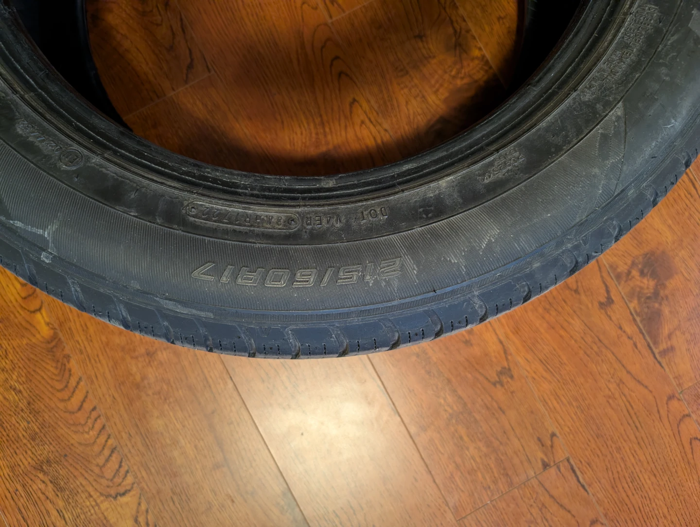 Set of 4 Tires 215/60R17