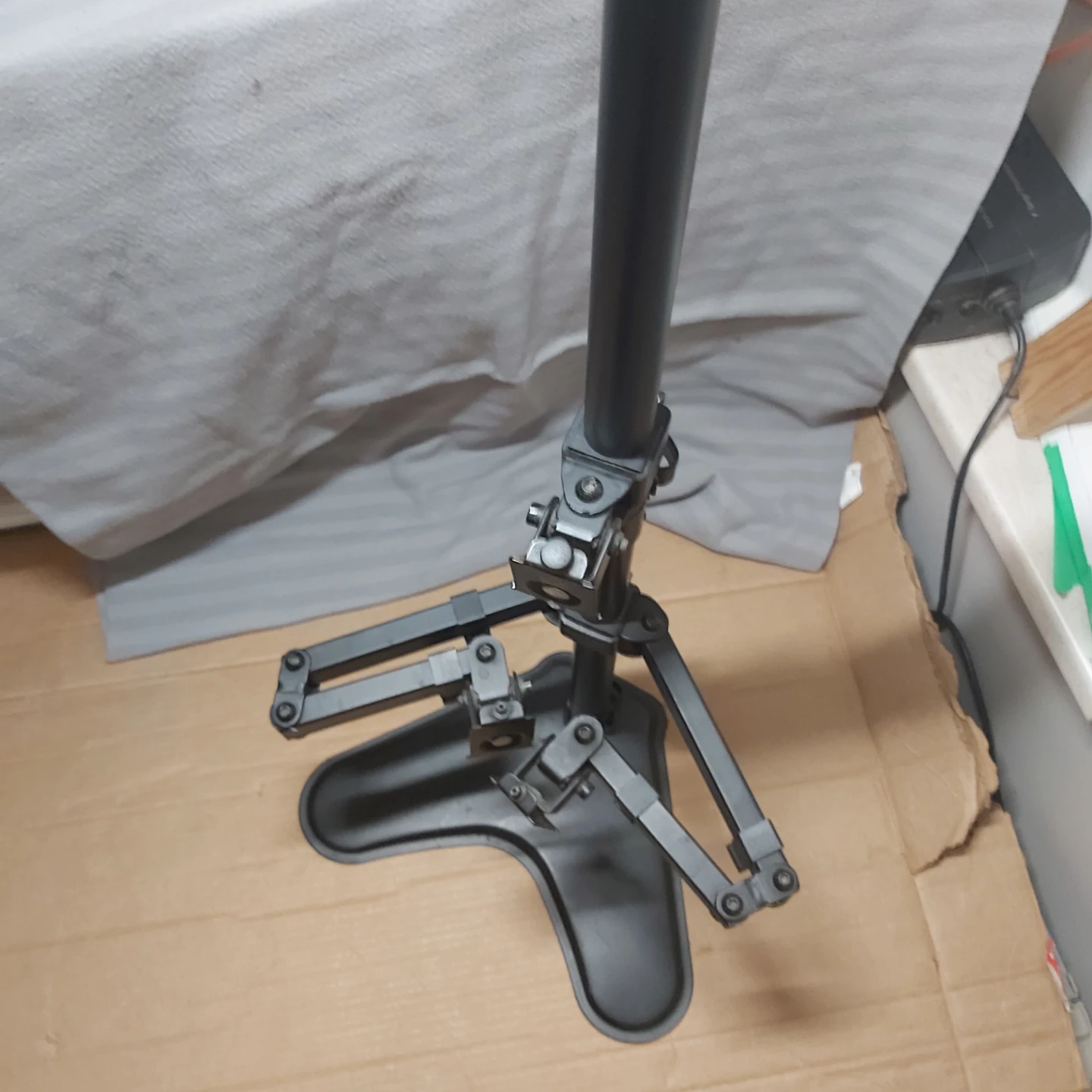 Adjustable Desktop Mount Stand