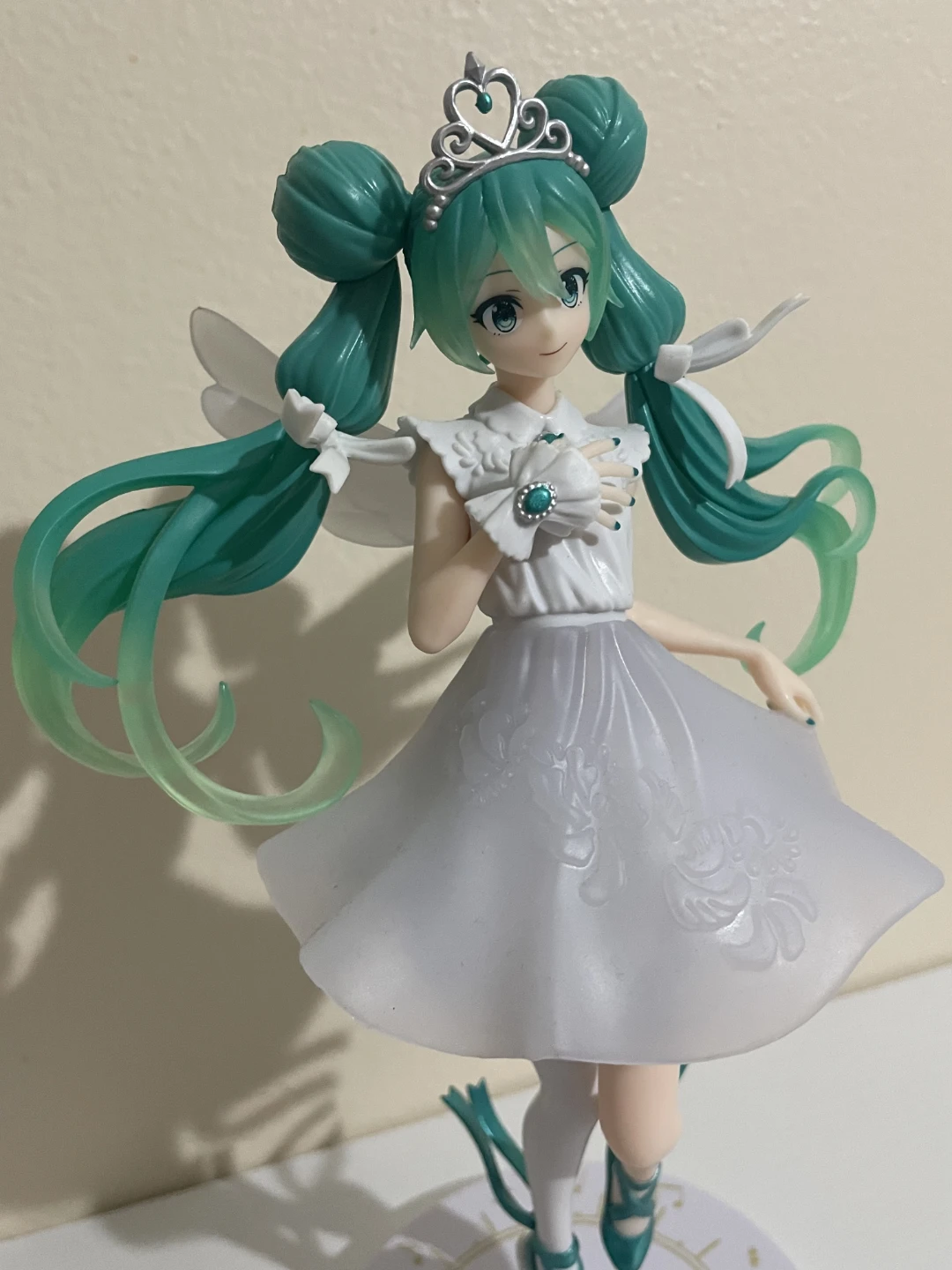 Authentic SEGA Hatsune Miku 15th Anniversary KEI Ver. Figure - photo 5