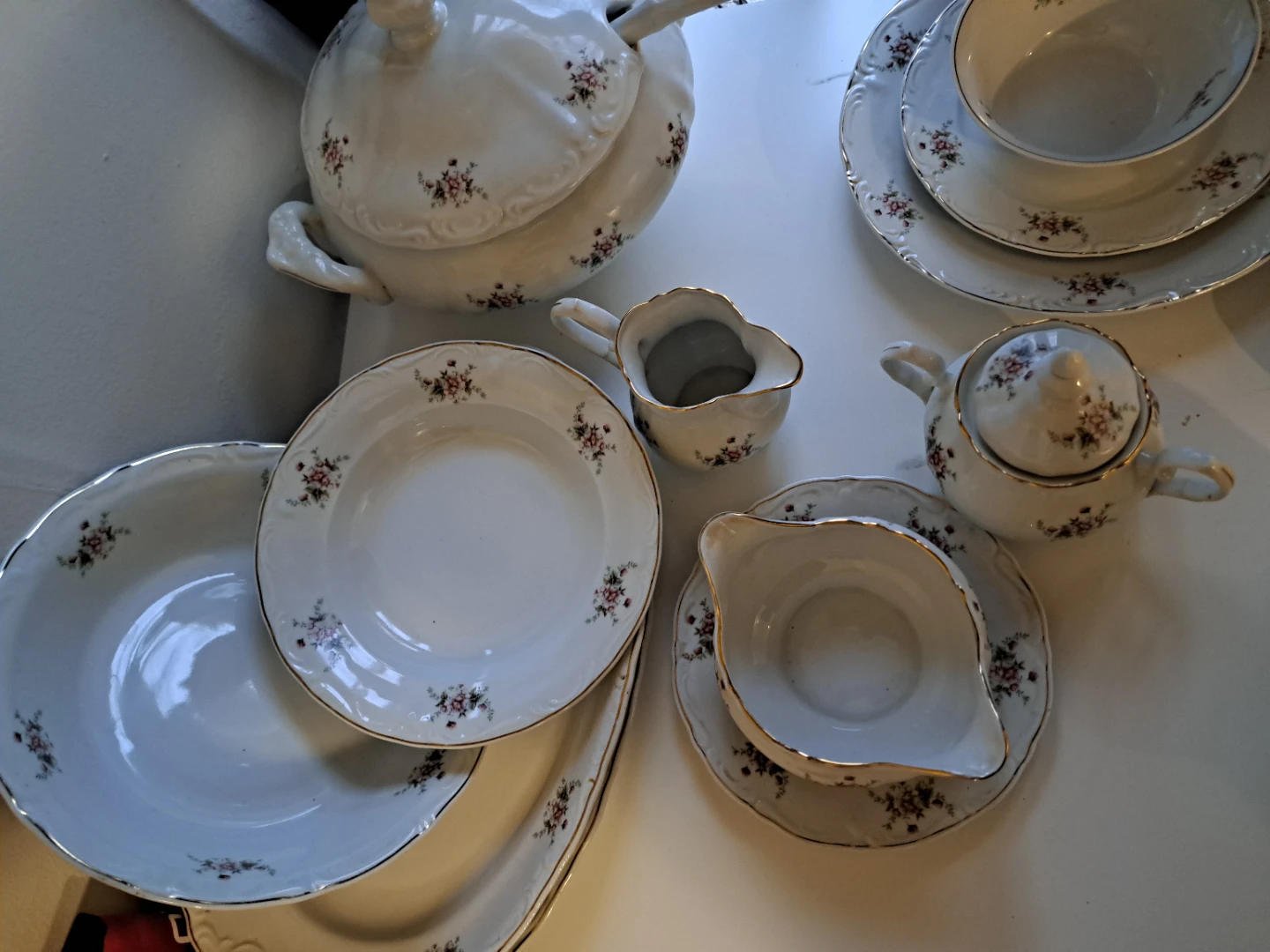 Vintage Floral Dinnerware Set