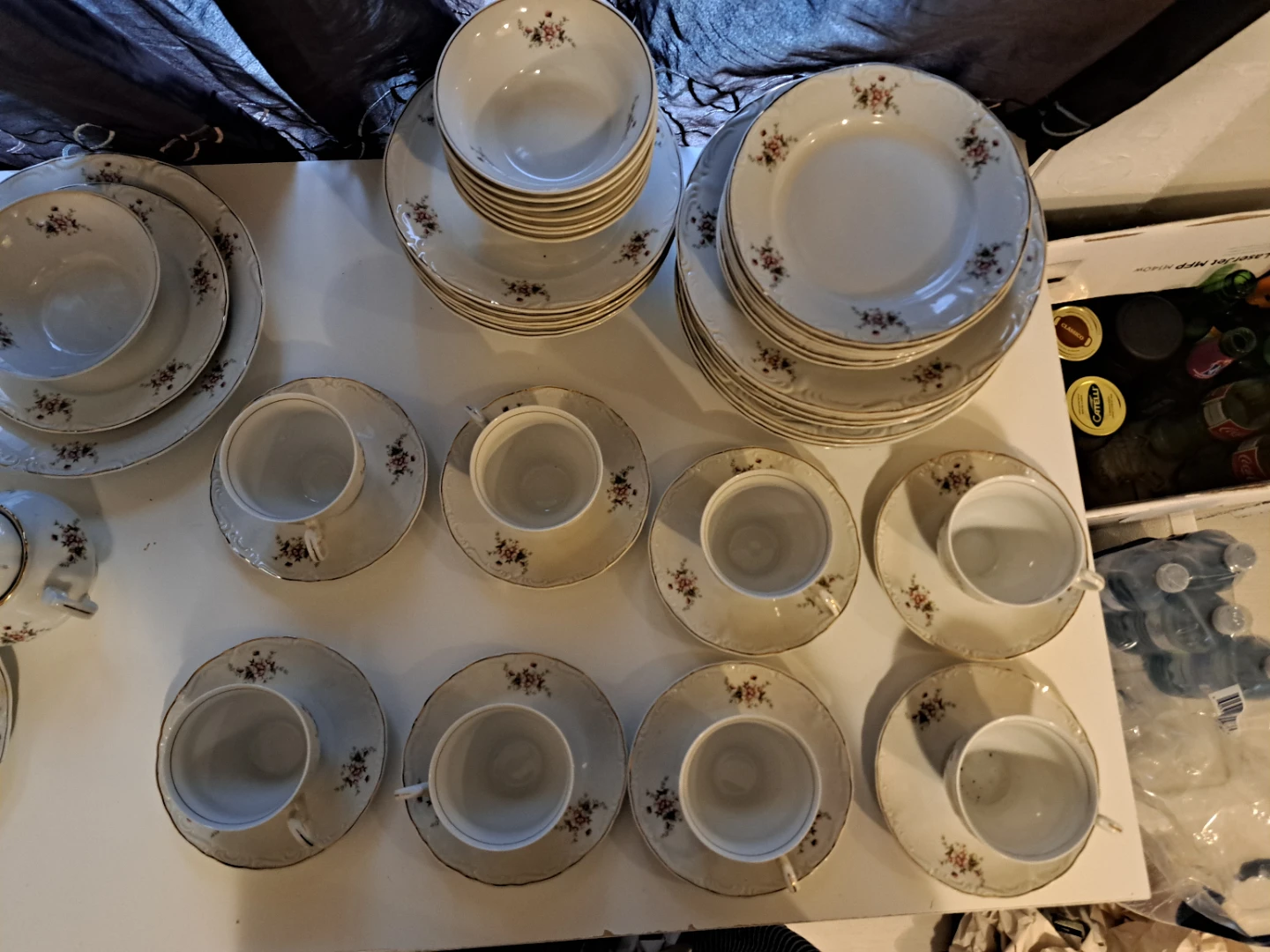 Vintage Floral Dinnerware Set - photo 2