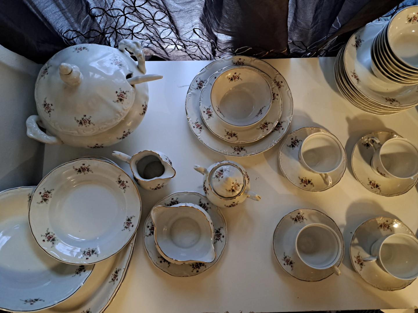 Vintage Floral Dinnerware Set - photo 3
