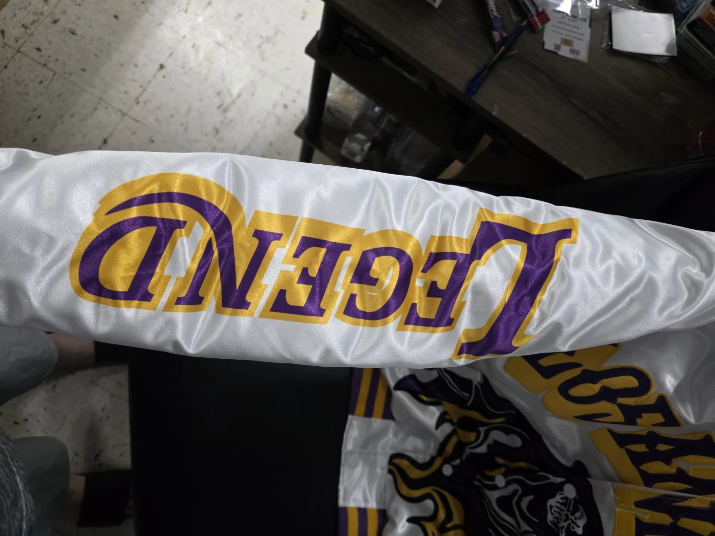 Los Angeles Lakers "LEGEND" Bomber Jacket - photo 2
