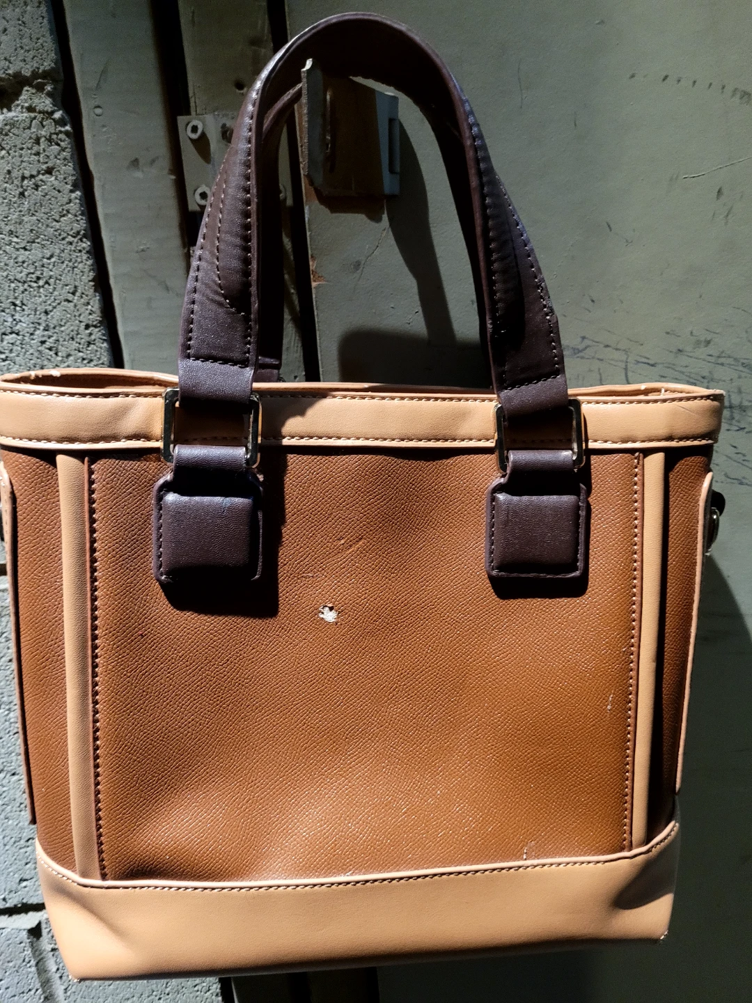 Charles & Keith Brown Tote Bag🥕