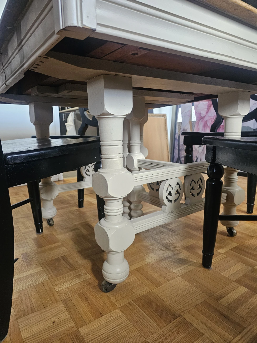 Drop Leaf Dining Table - photo 3