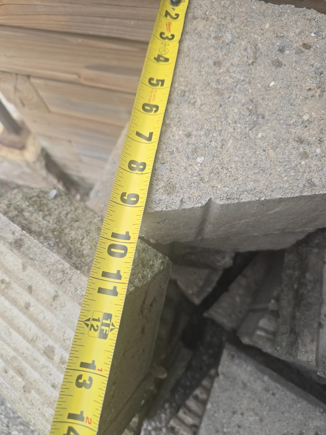 Concrete retaining wall blocks - photo 4