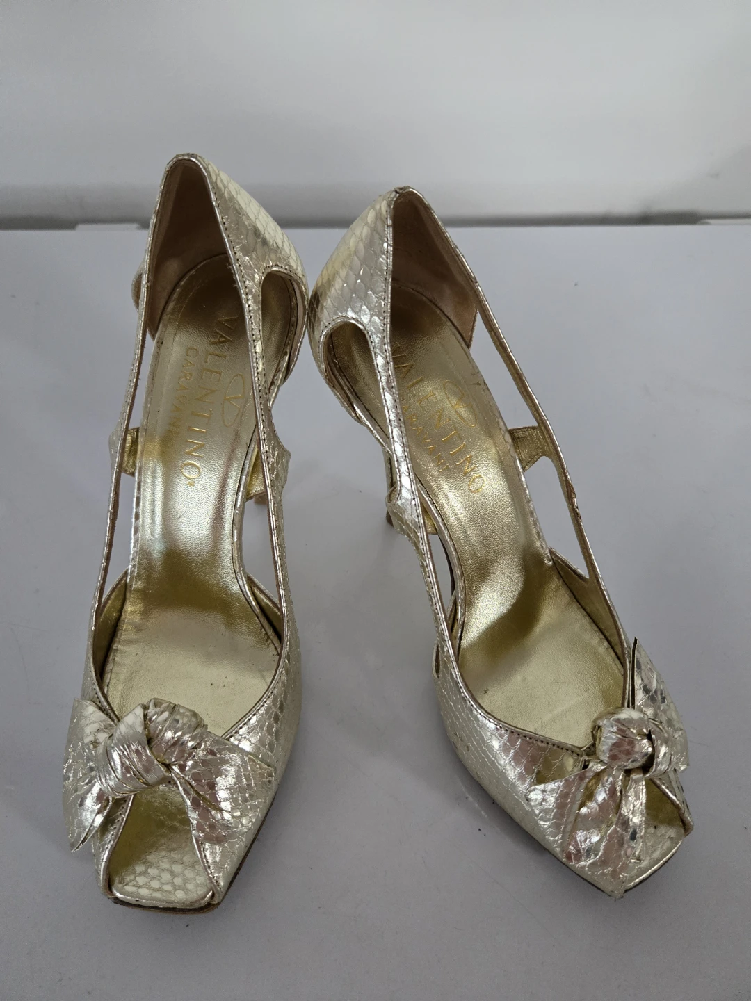 Valentino Garavani Gold Snakeskin Heels Size 36