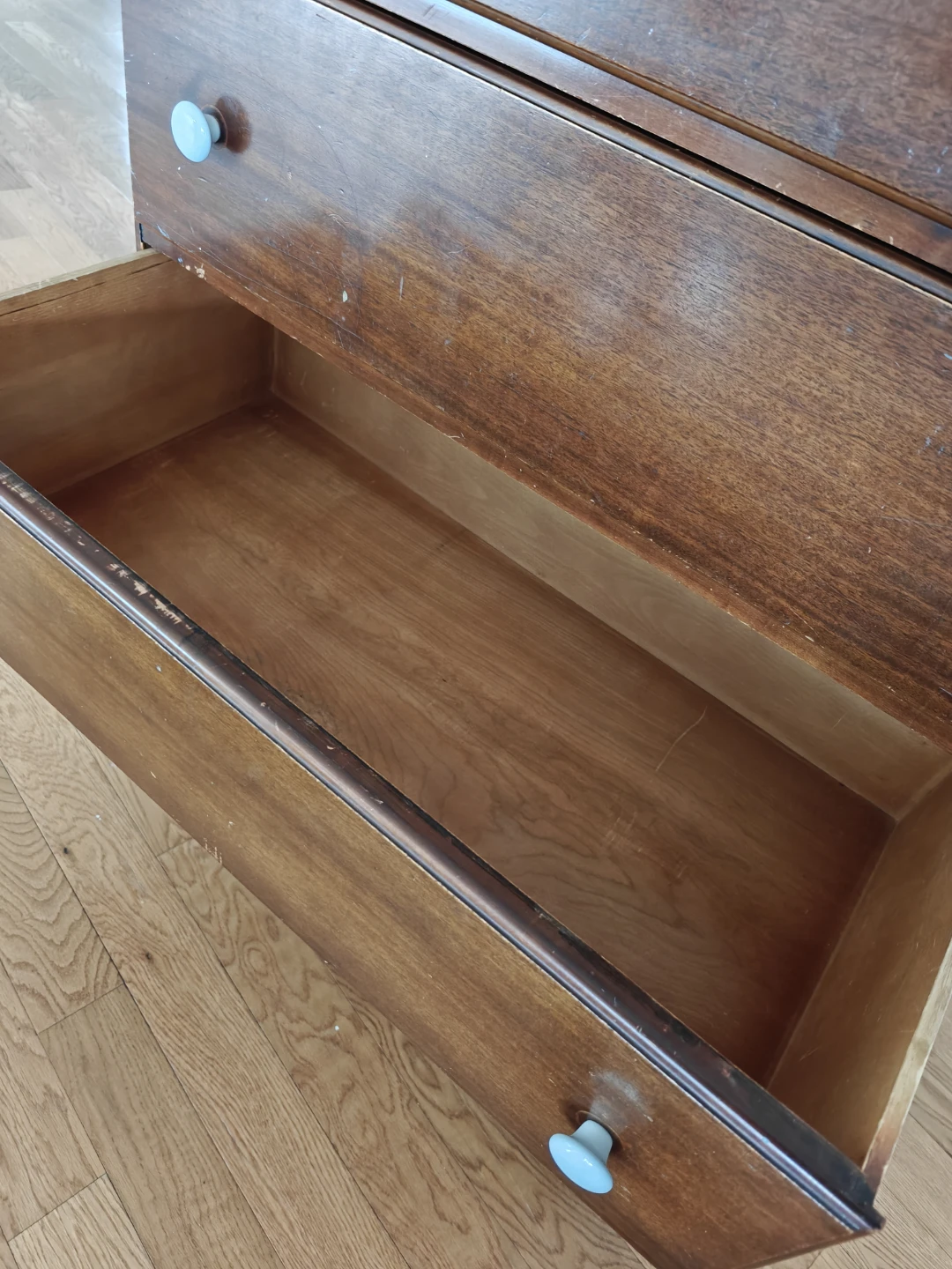 Wooden Dresser with 6 Drawers - photo 2
