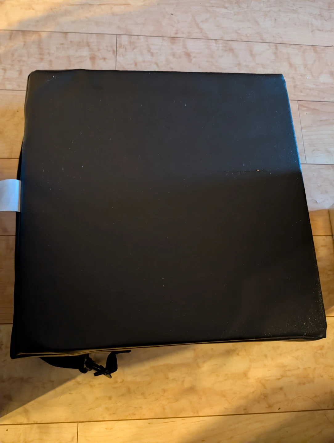 Seating Pillow for Knee/Hip Replacement