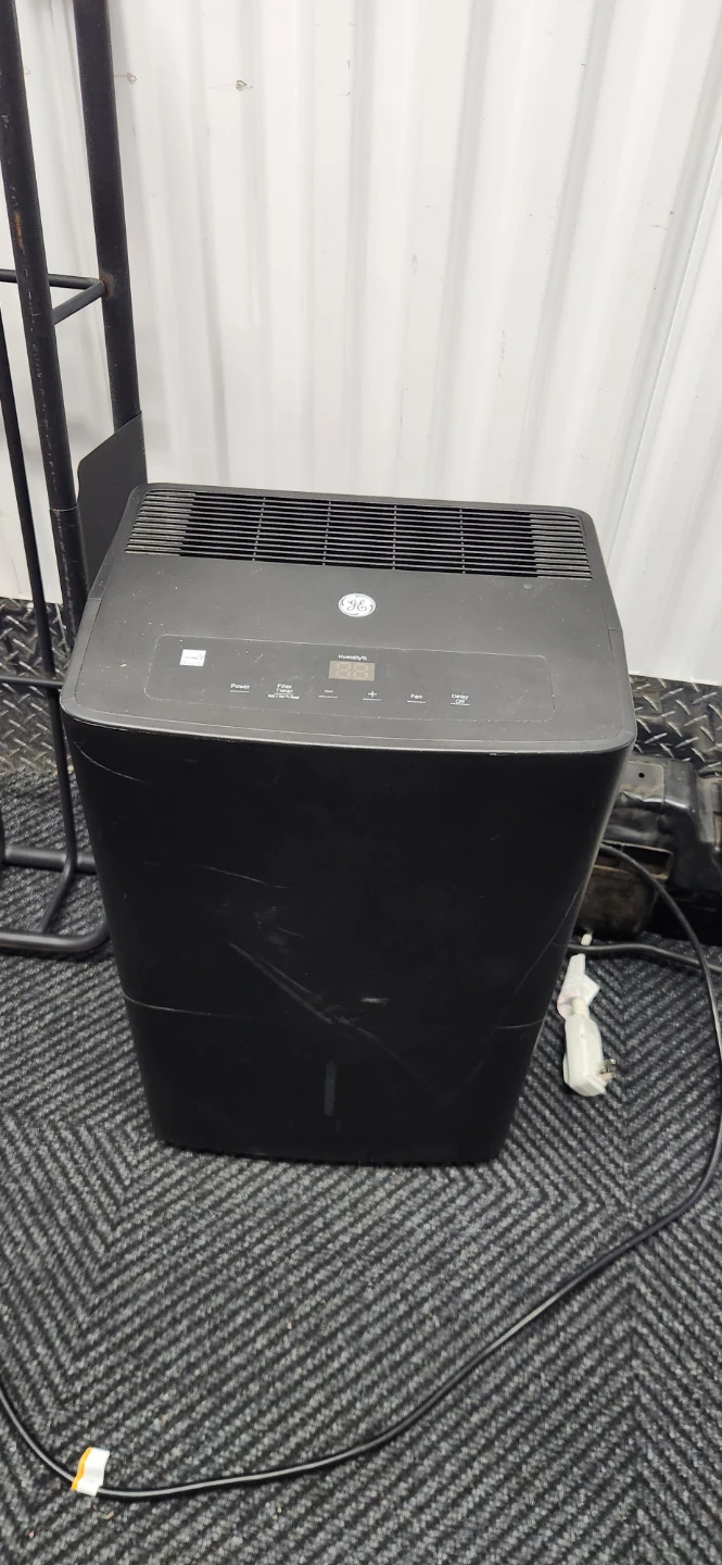 GE Dehumidifier Model ADEL60LZQ