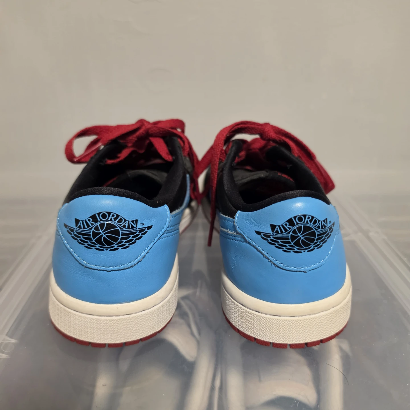 Air Jordan 1 Low SE Shoes - EUC - photo 4