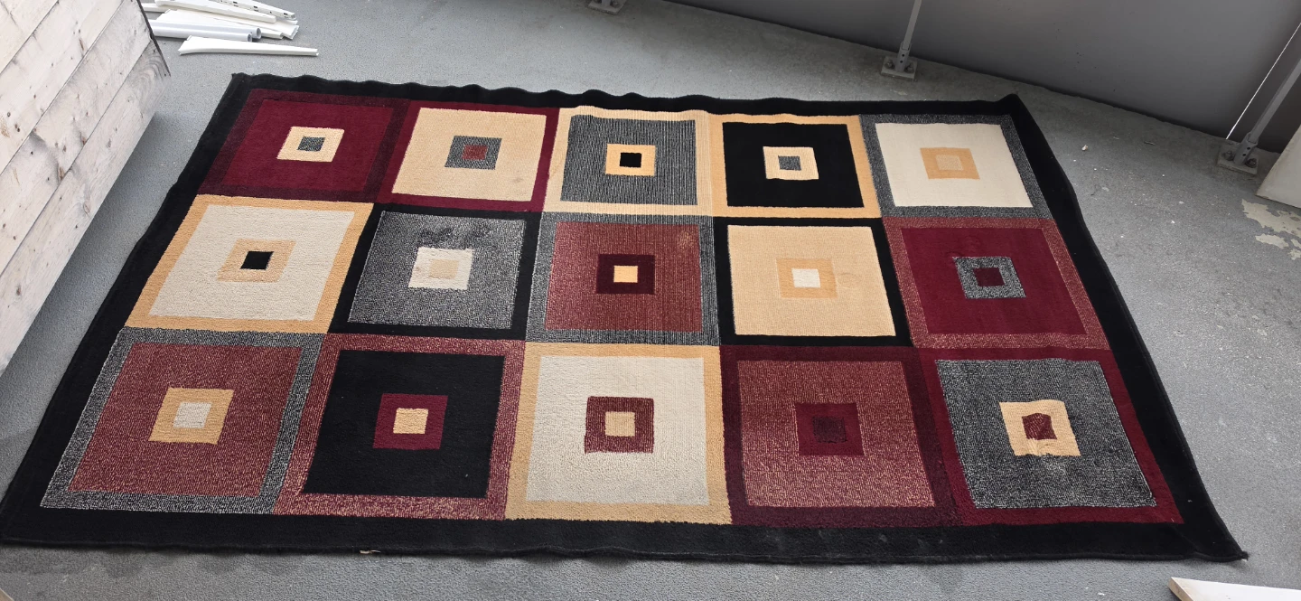 Area Rug - Geometric Squares Design - photo 2