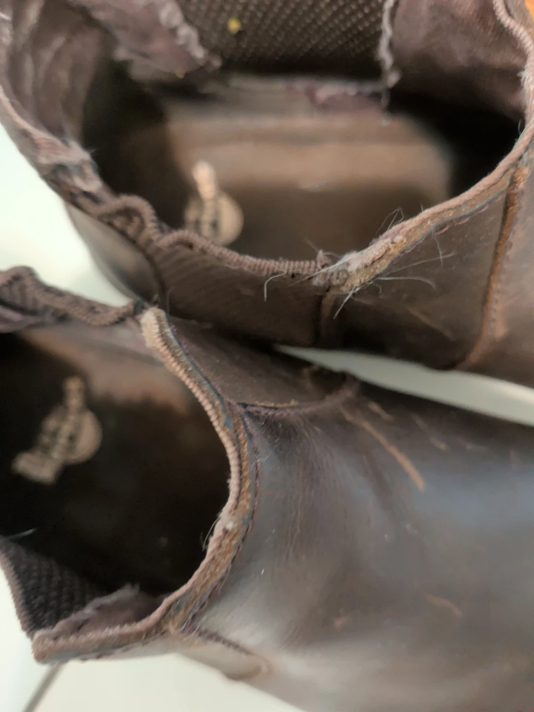 Dr. Martens Chelsea Boots - photo 3