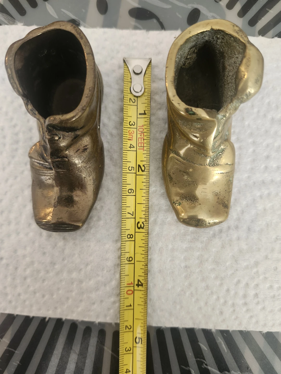 VINTAGE  MINIATURE BRASS SHOES - photo 2
