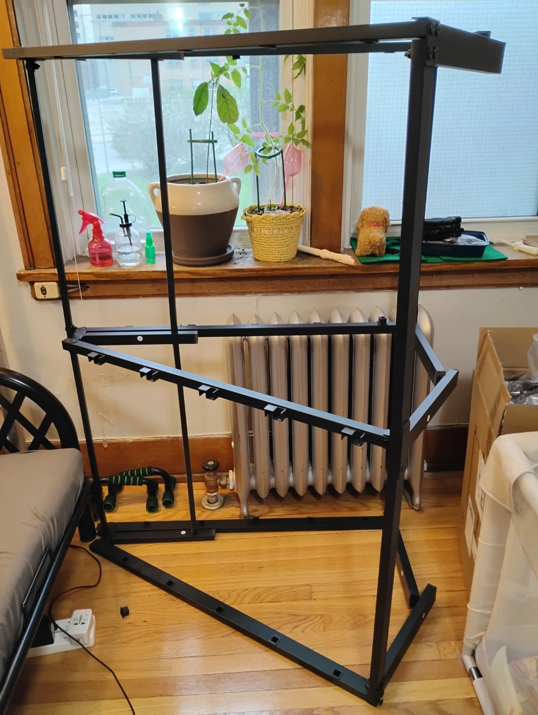 Black Metal Bed Frame - Queen Size - photo 2