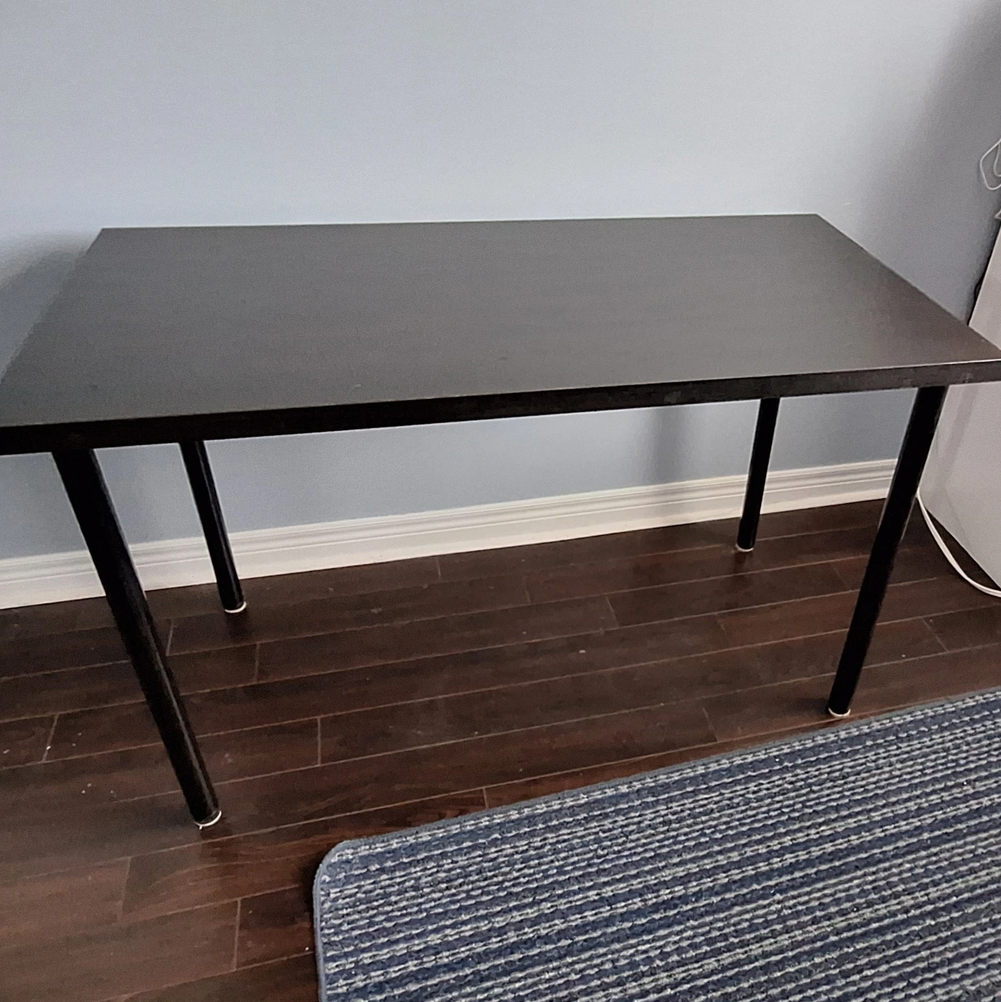 IKEA desk/table - like new - photo 2