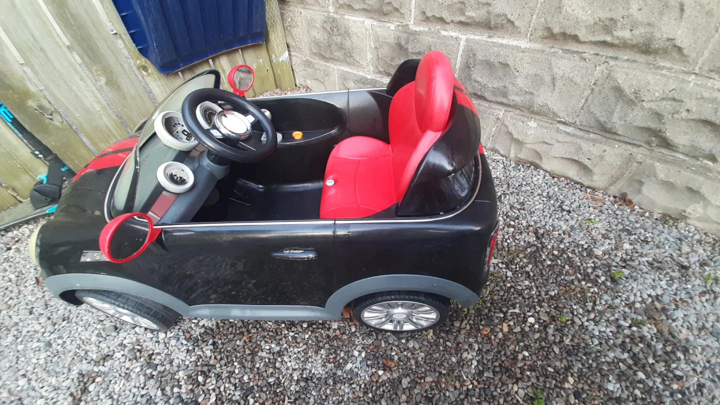 Kids Ride-On Car - Black Mini Cooper Style - photo 3
