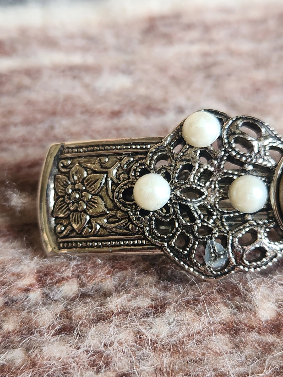 Ornate Barrette with Wood and Pearl Accents - photo 2
