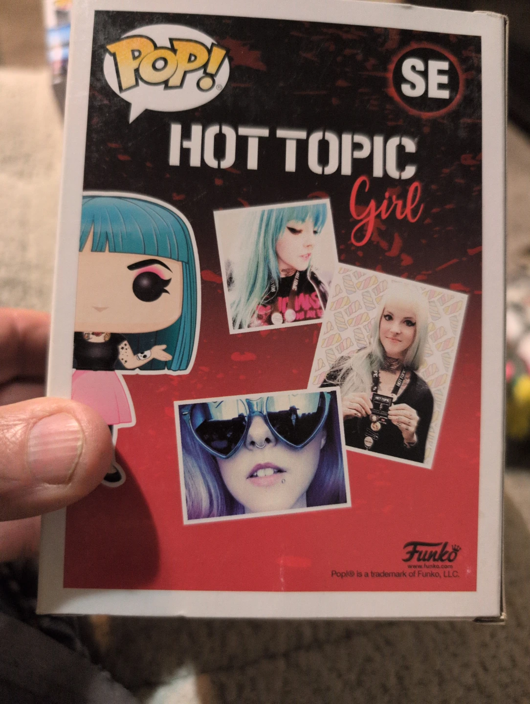 Funko Pop! Hot Topic Girl Exclusive Vinyl Figure - photo 2