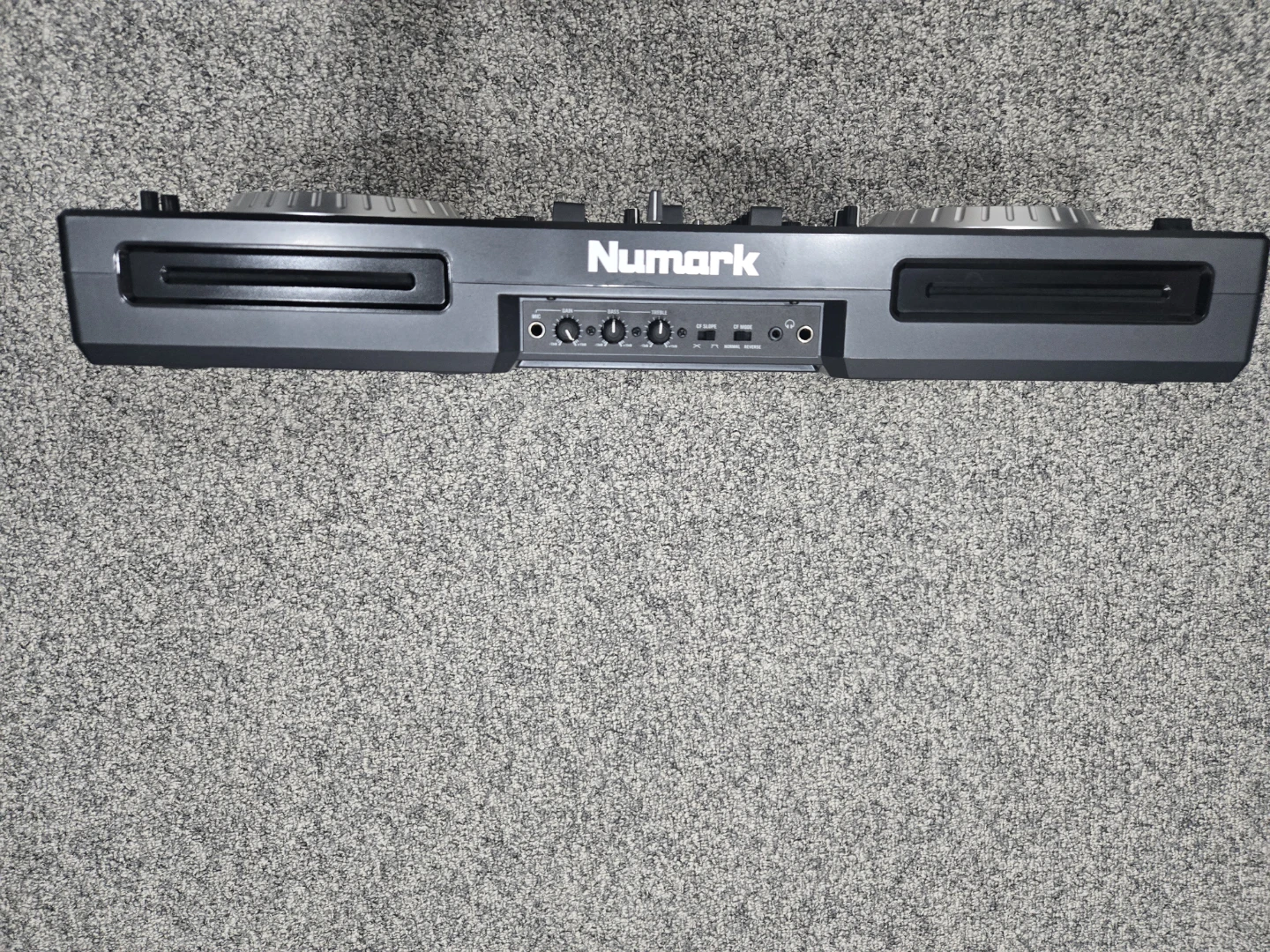 Numark Mixtrack DJ Controller - photo 5