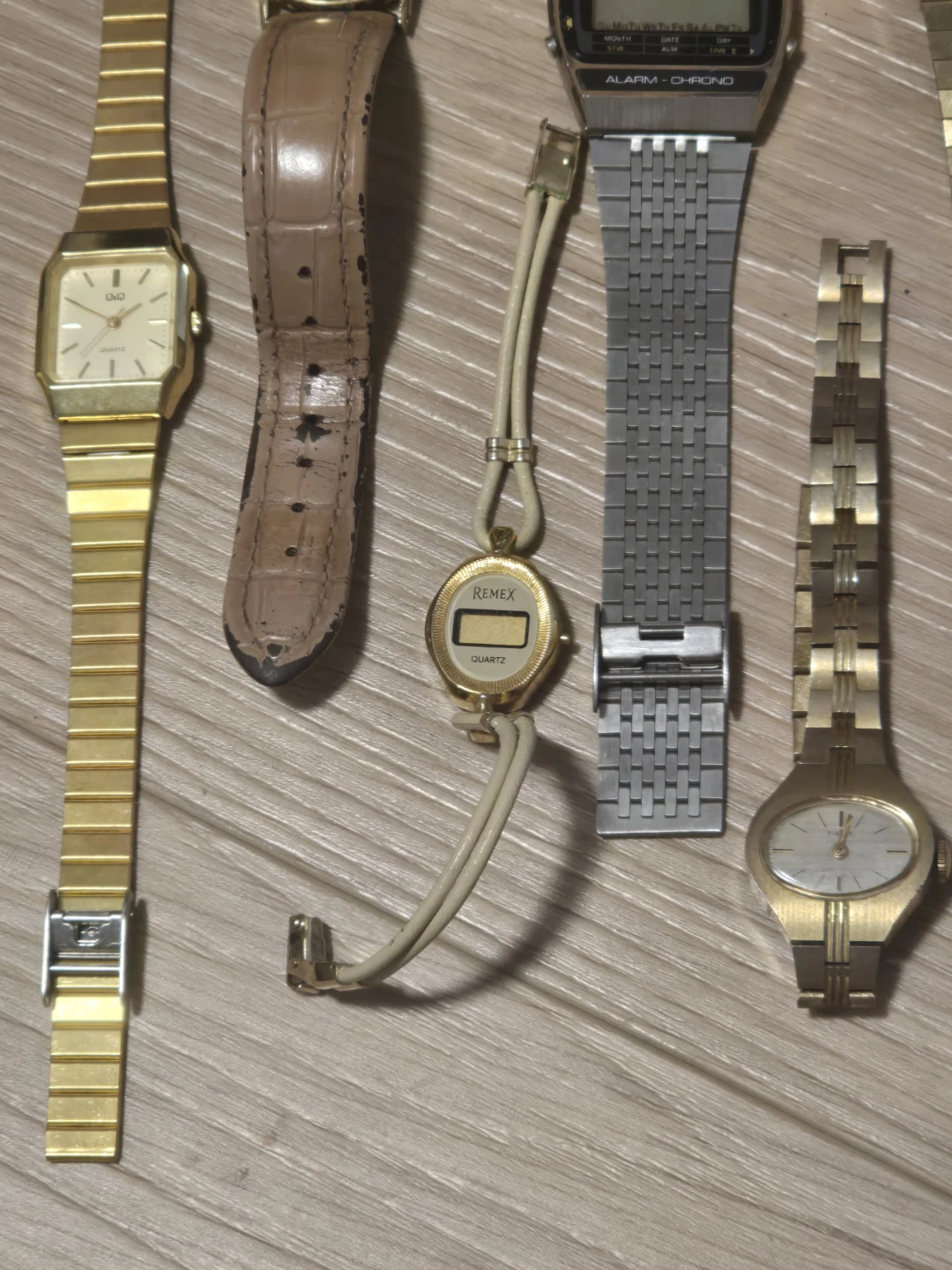 Watch Lot for Parts or Repair - photo 4