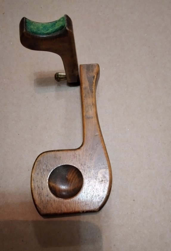 Wooden Pipe Stand - photo 3