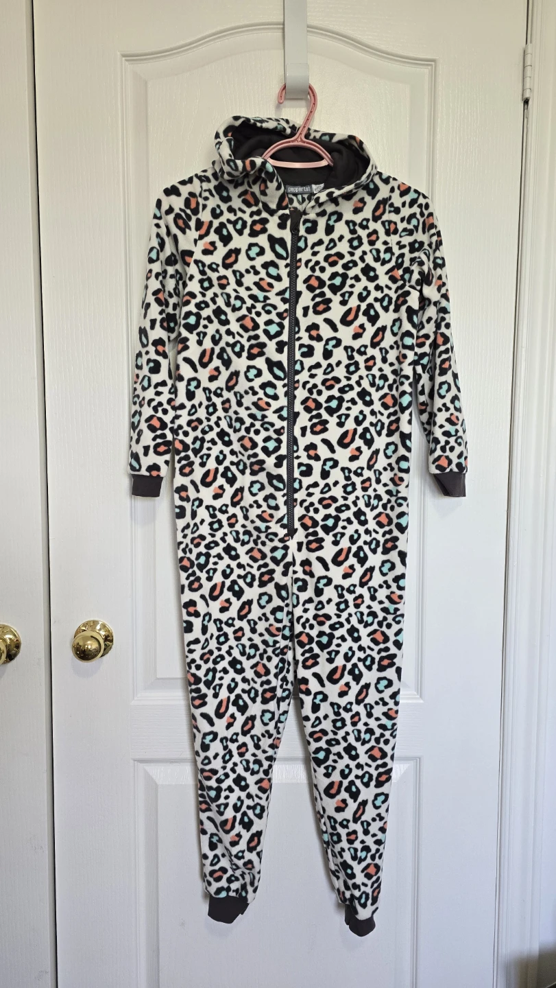 NEW Kids Fleece Onesie - Size 8-10 years