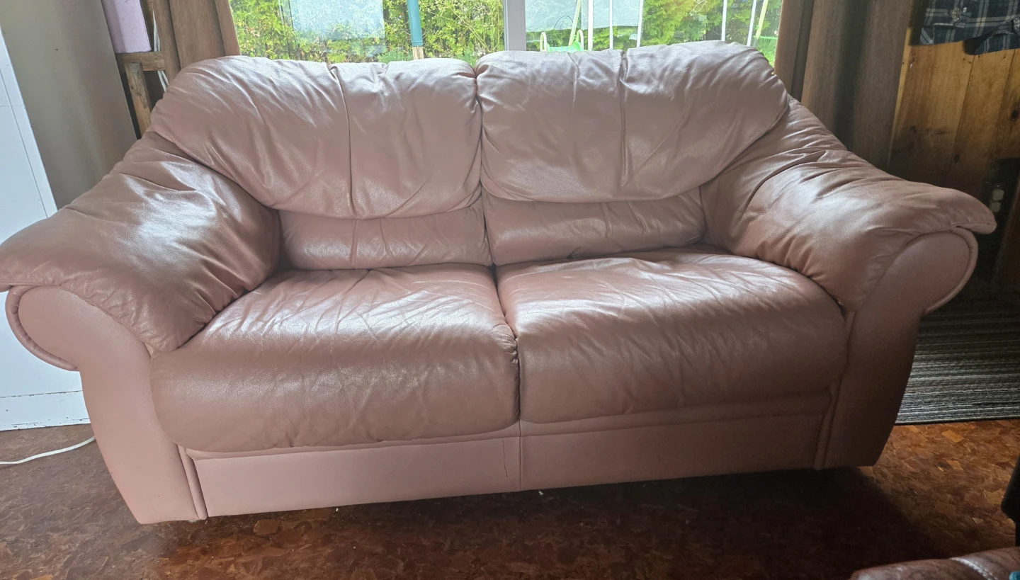 Dusty Rose Leather Loveseat Sofa - photo 2