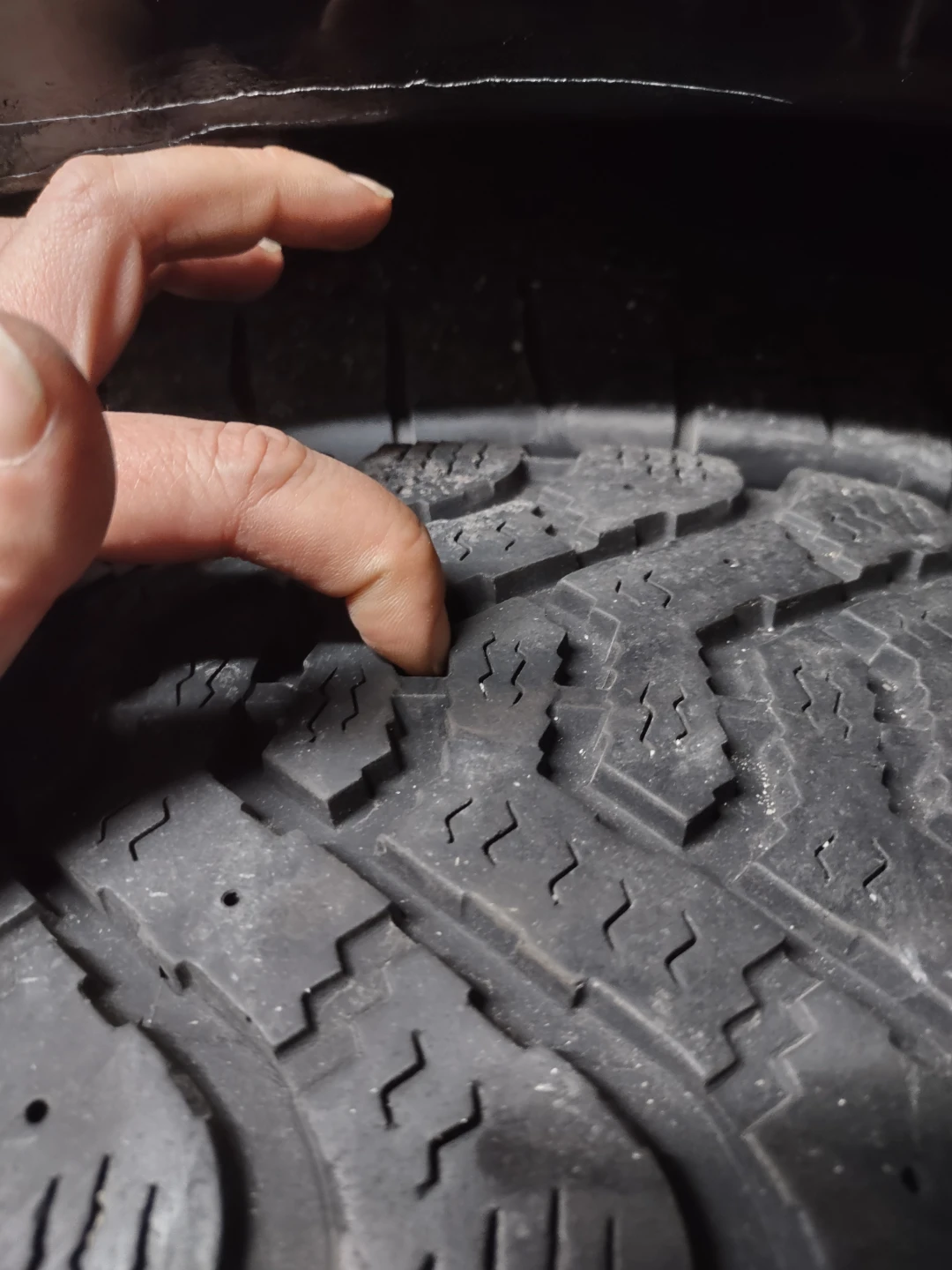 Goodyear Nordic Snowflake Tire - photo 4