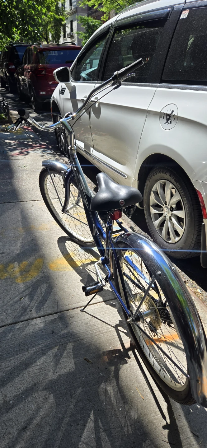 Schwinn Cruiser Bicycle - photo 4