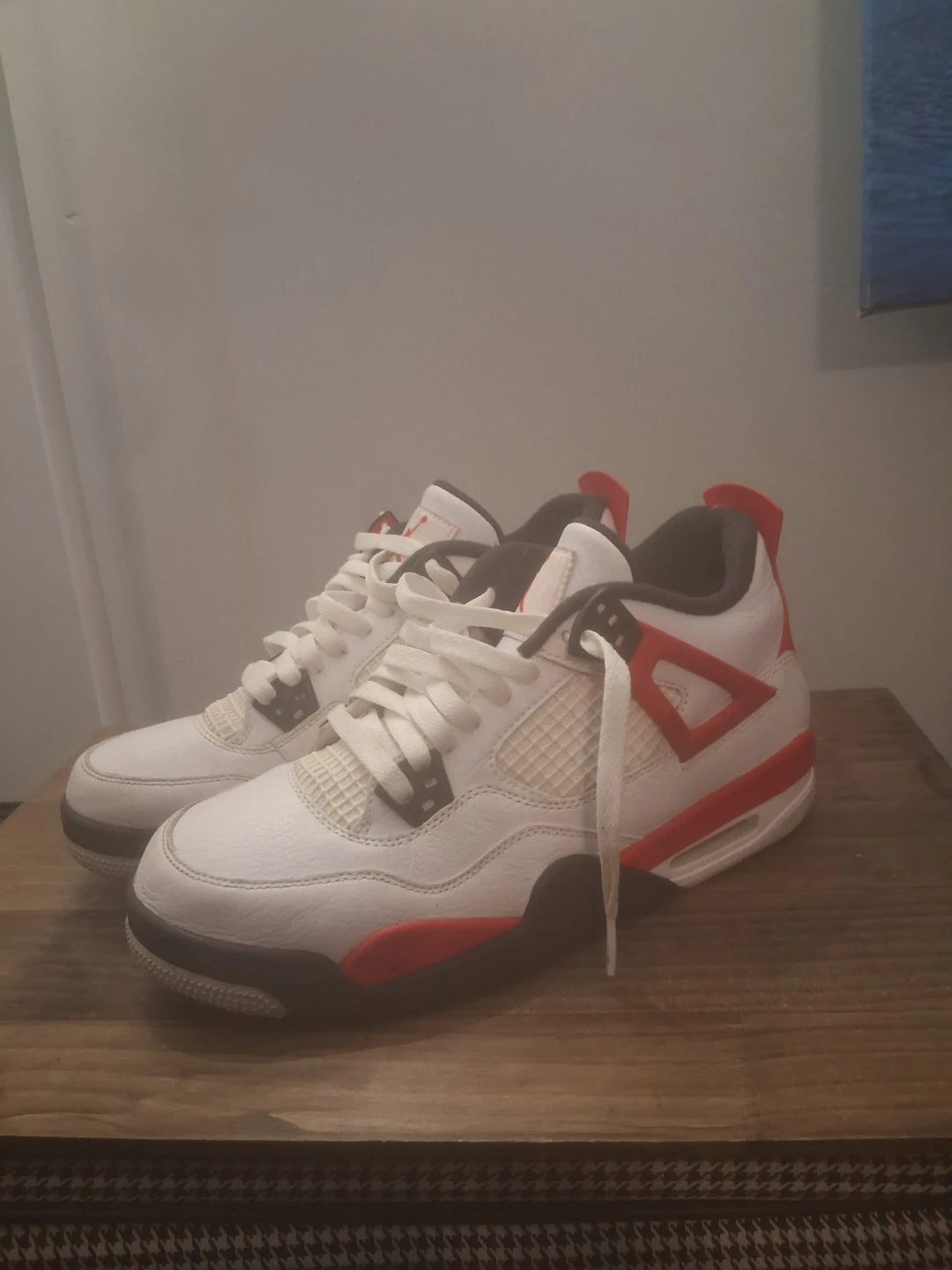 Air Jordan 4 SE (GS) "Red Lightning" Youth Size 7Y