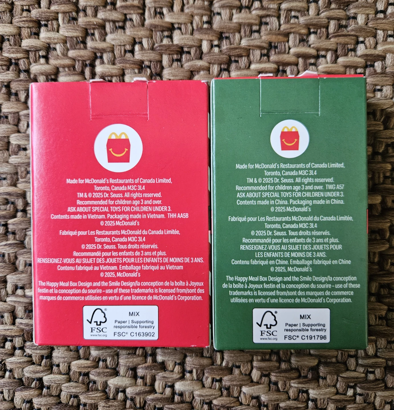 McDonald's Grinch Happy Meal Boxes - Set of 2 - photo 2