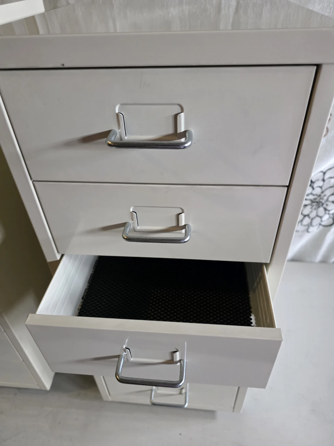 Set of 2 Cream Metal 7-Drawer Cabinets - photo 4