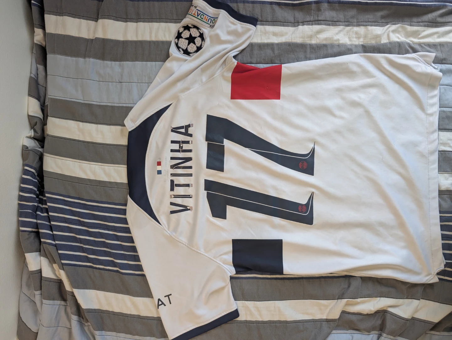 Paris Saint-Germain Jersey Vitinha #17 - photo 2