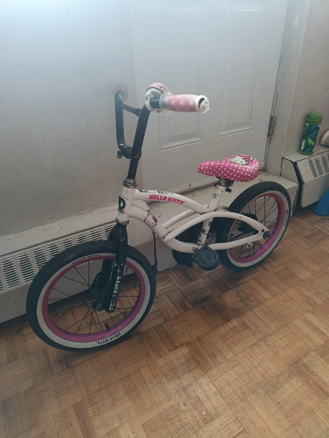 Hello Kitty Kids Bike 14 inch Cycle