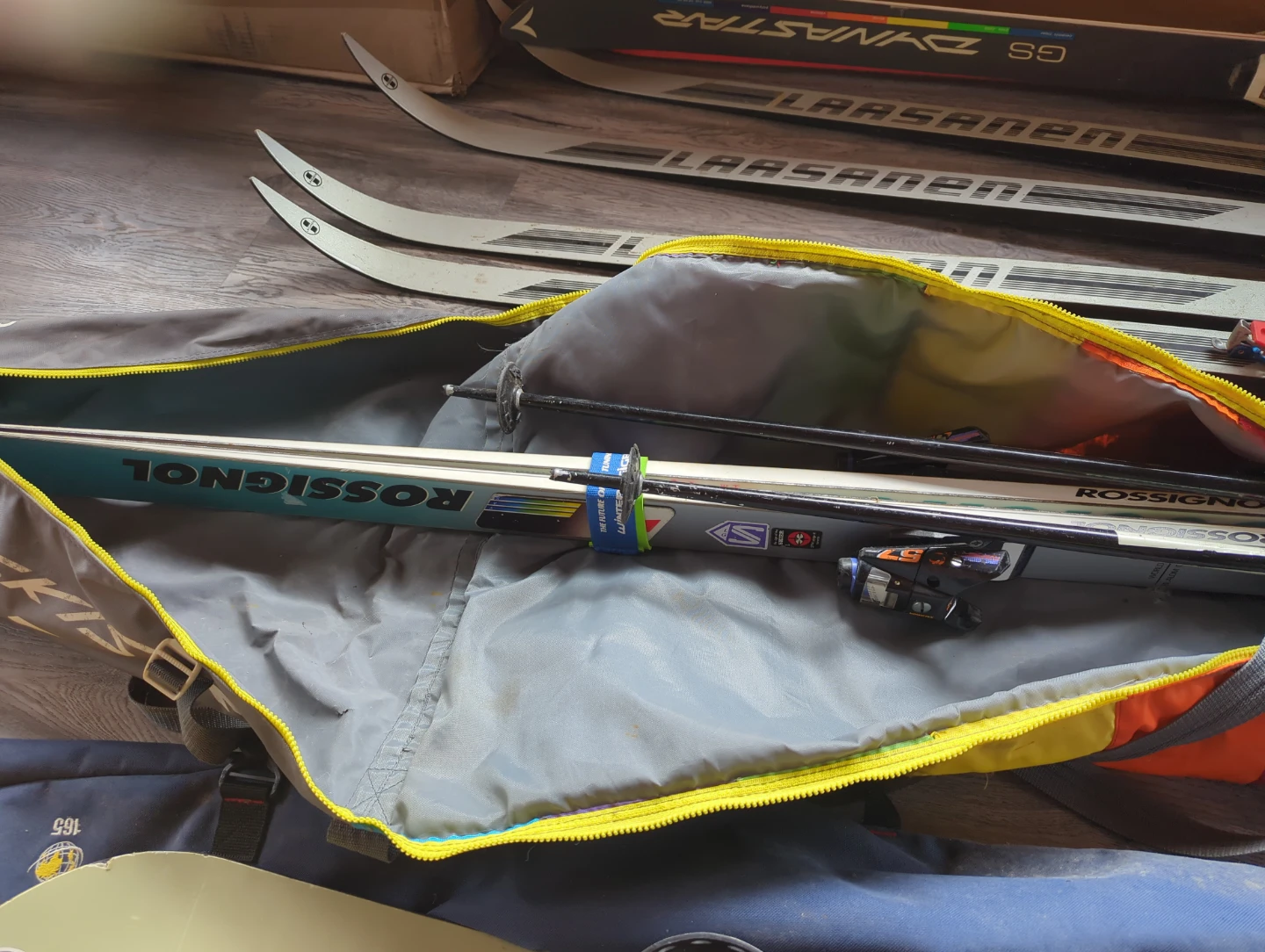 Cross-country skis and snowboard with bags - photo 2