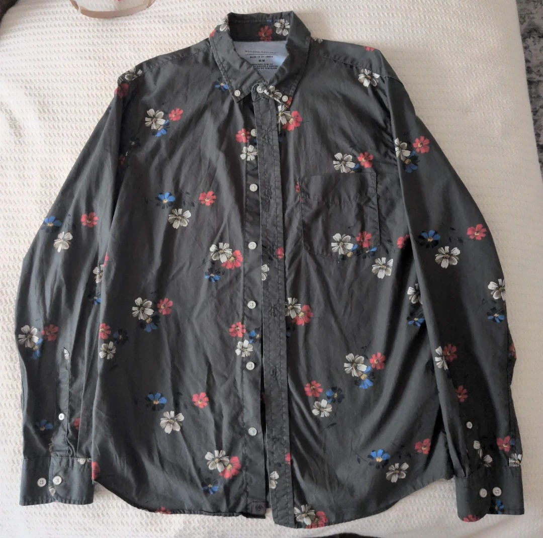 Banana Republic Men's Slim Fit Floral Button-Up Shirt M/M