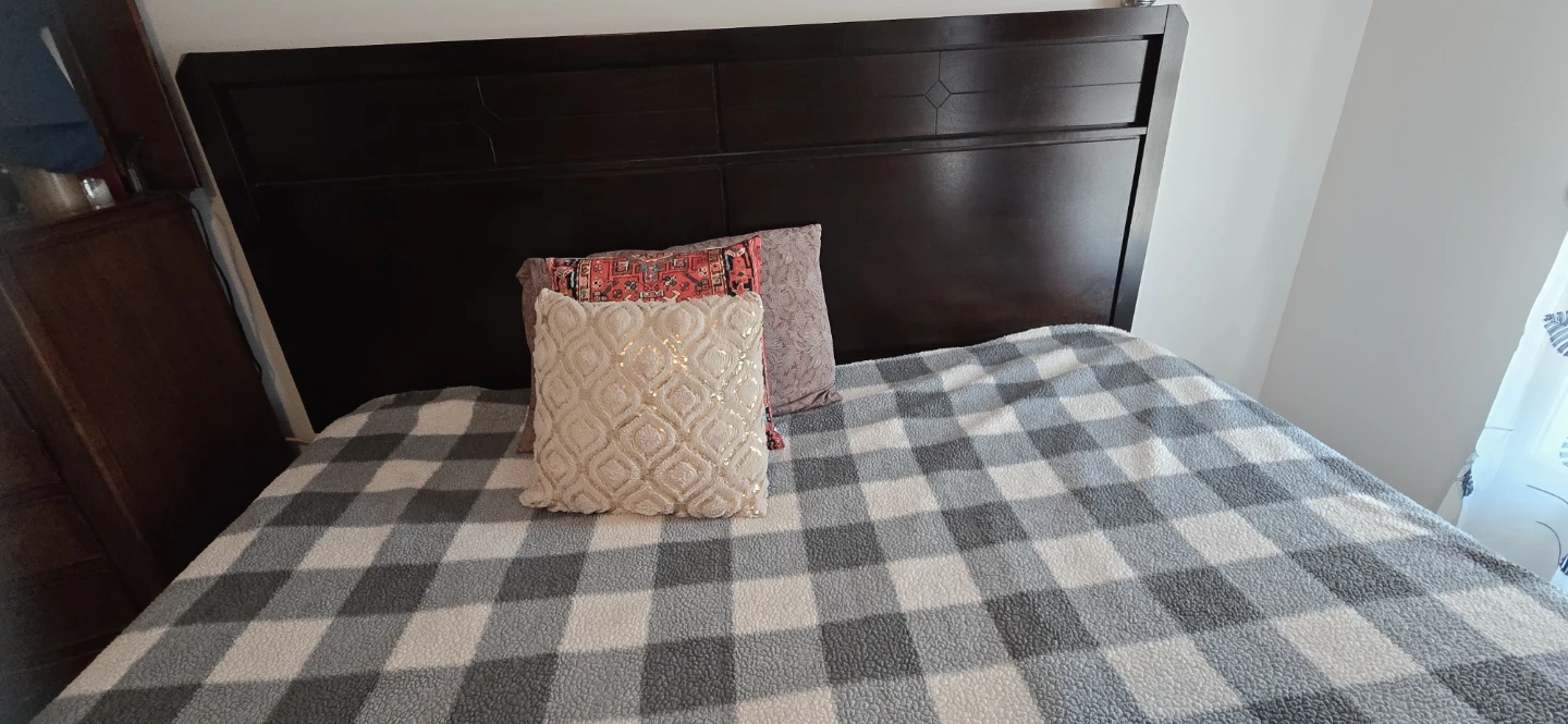 King Size Bed Frame with Mattress - photo 4