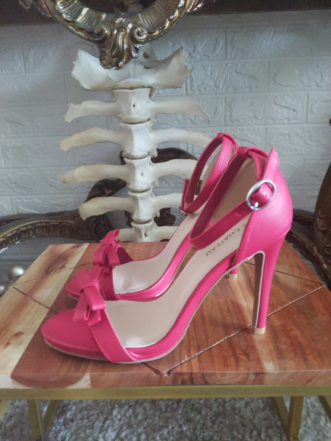 Le Château red Pin Up Bow Heels Size 7 - photo 2