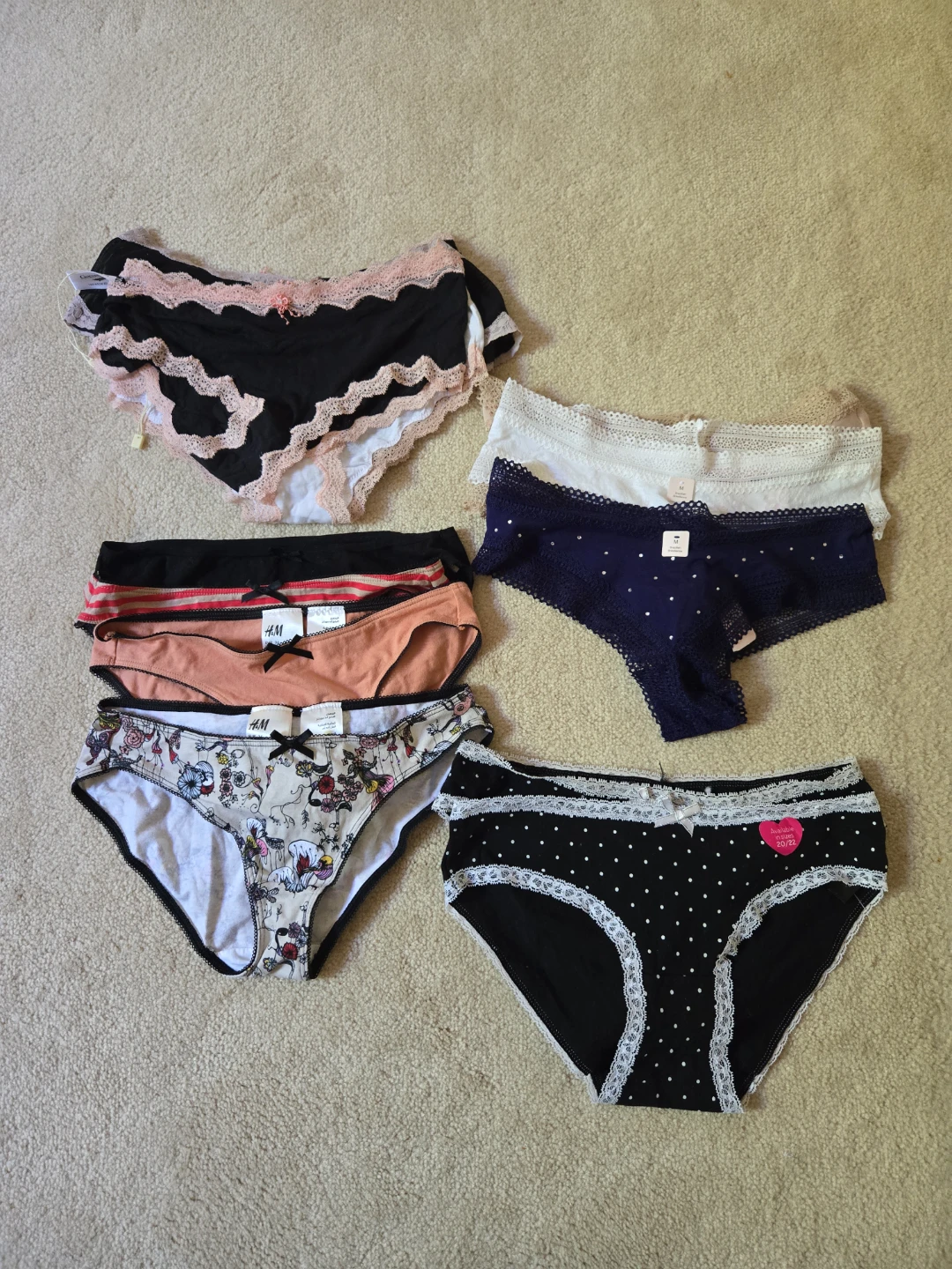 Ladies Intimate Size Small - photo 2