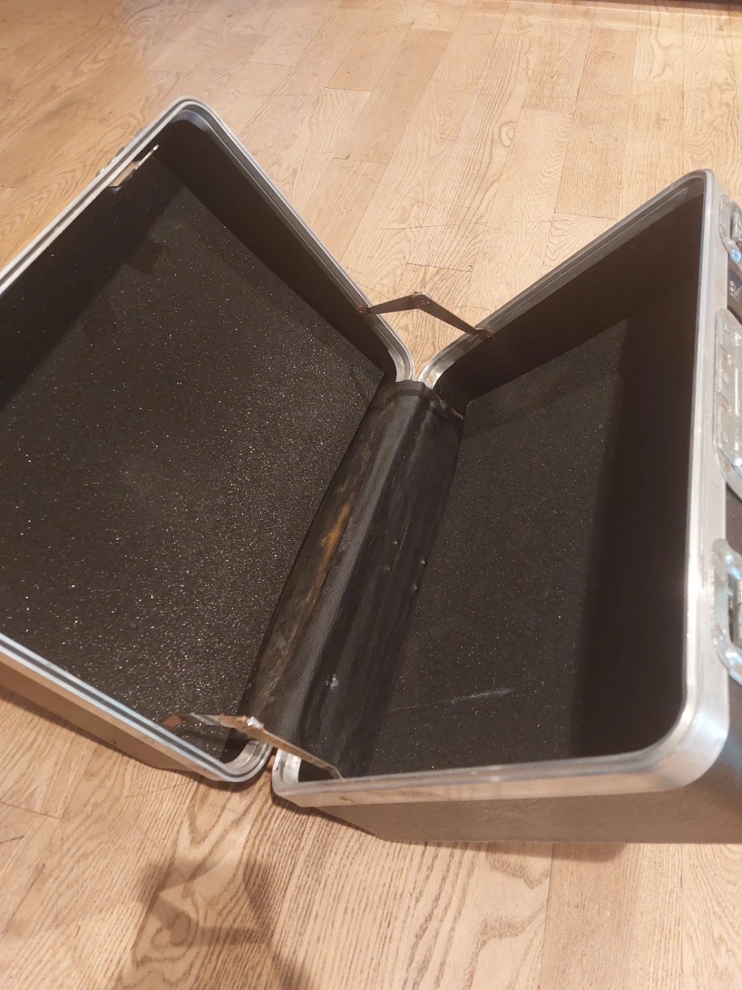 Black Hard Case with Foam Interior - photo 4