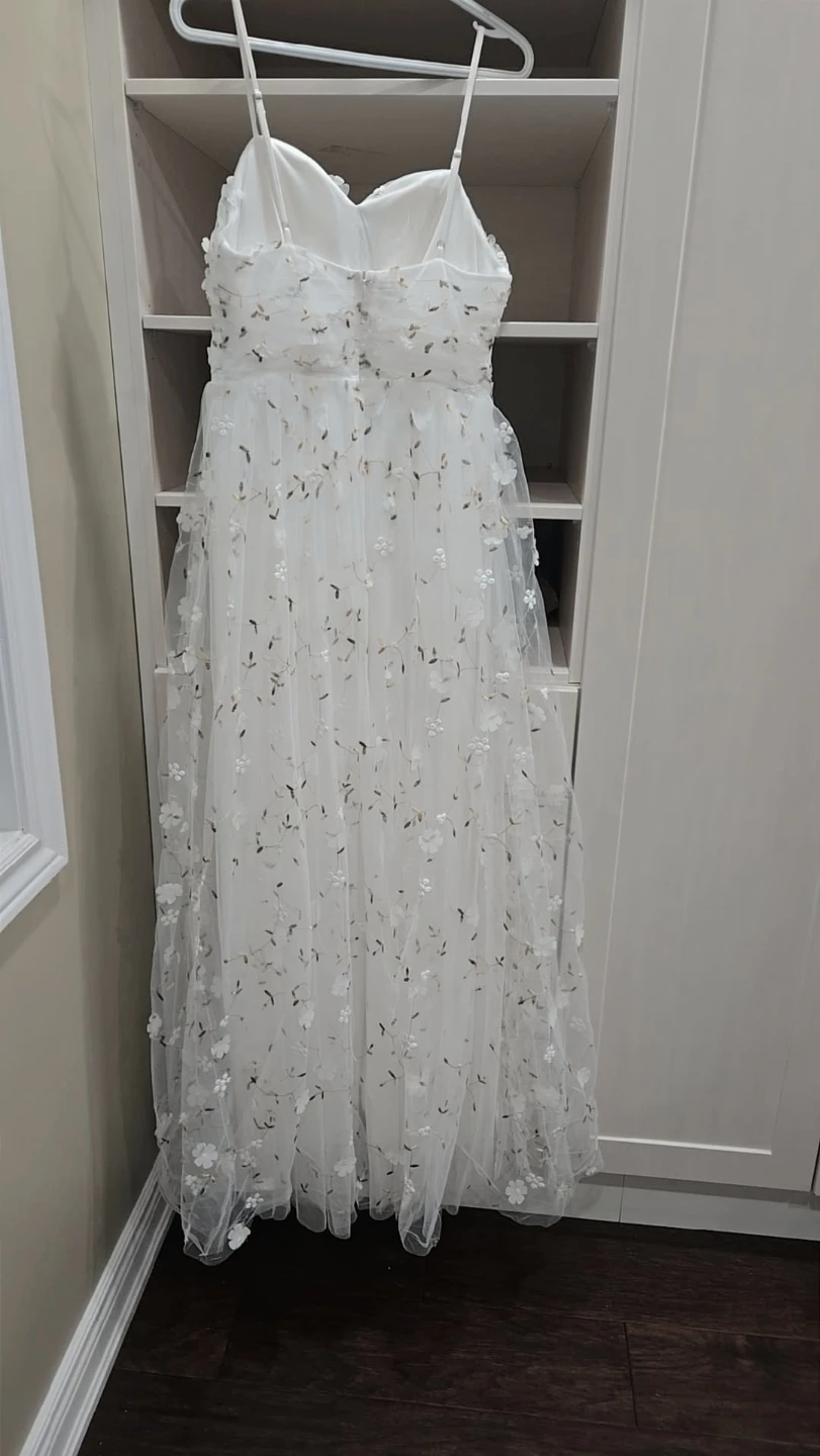 White Embroidered Tulle Gown - photo 3
