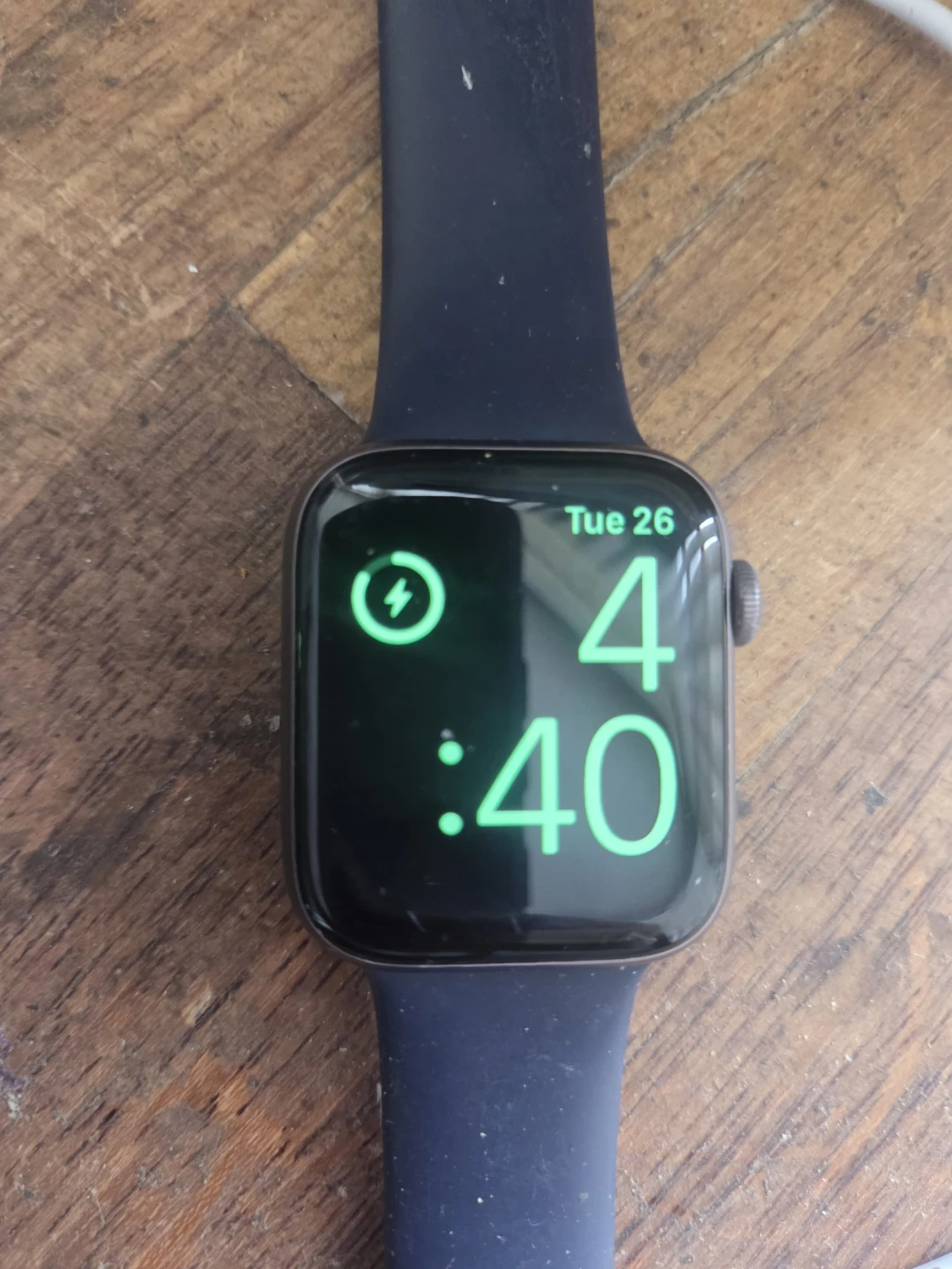 Apple Watch Series 4 (GPS) - photo 5
