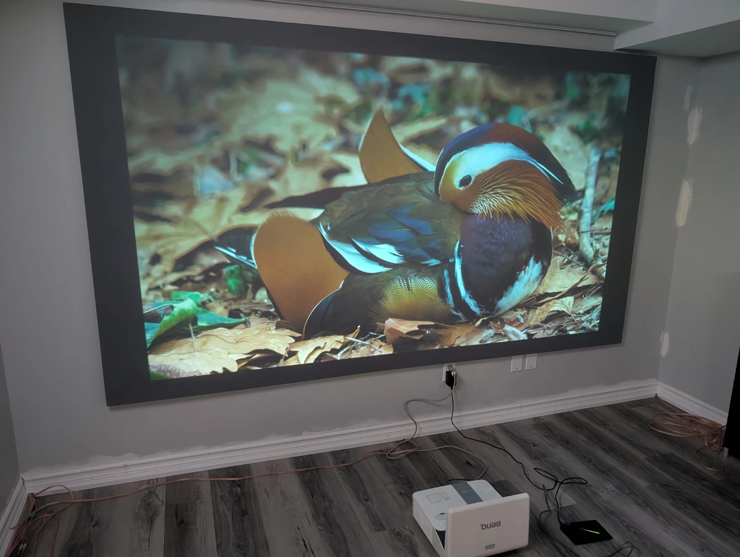 BenQ Ultra Short Throw Projector MW843UST - photo 2